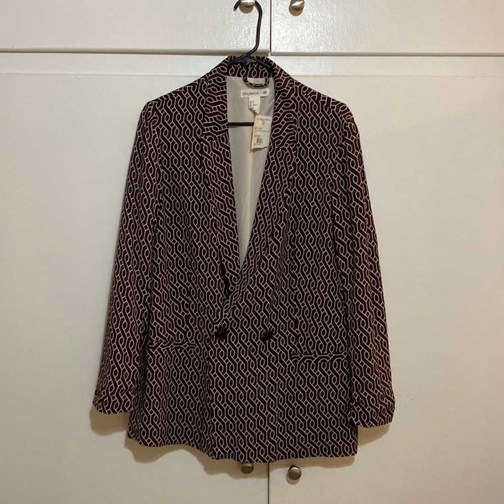 Geometric blazer in red black and ivory - excellent used condition size 8